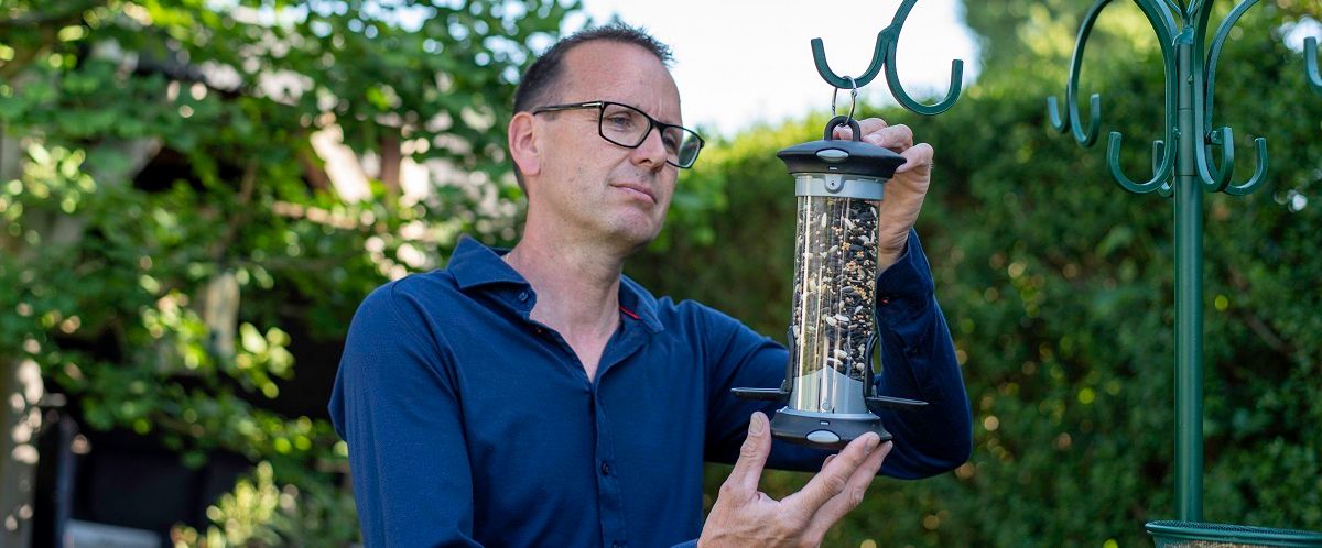 310980119_Apollo_Seed_Feeder_2_ports_QPA8784